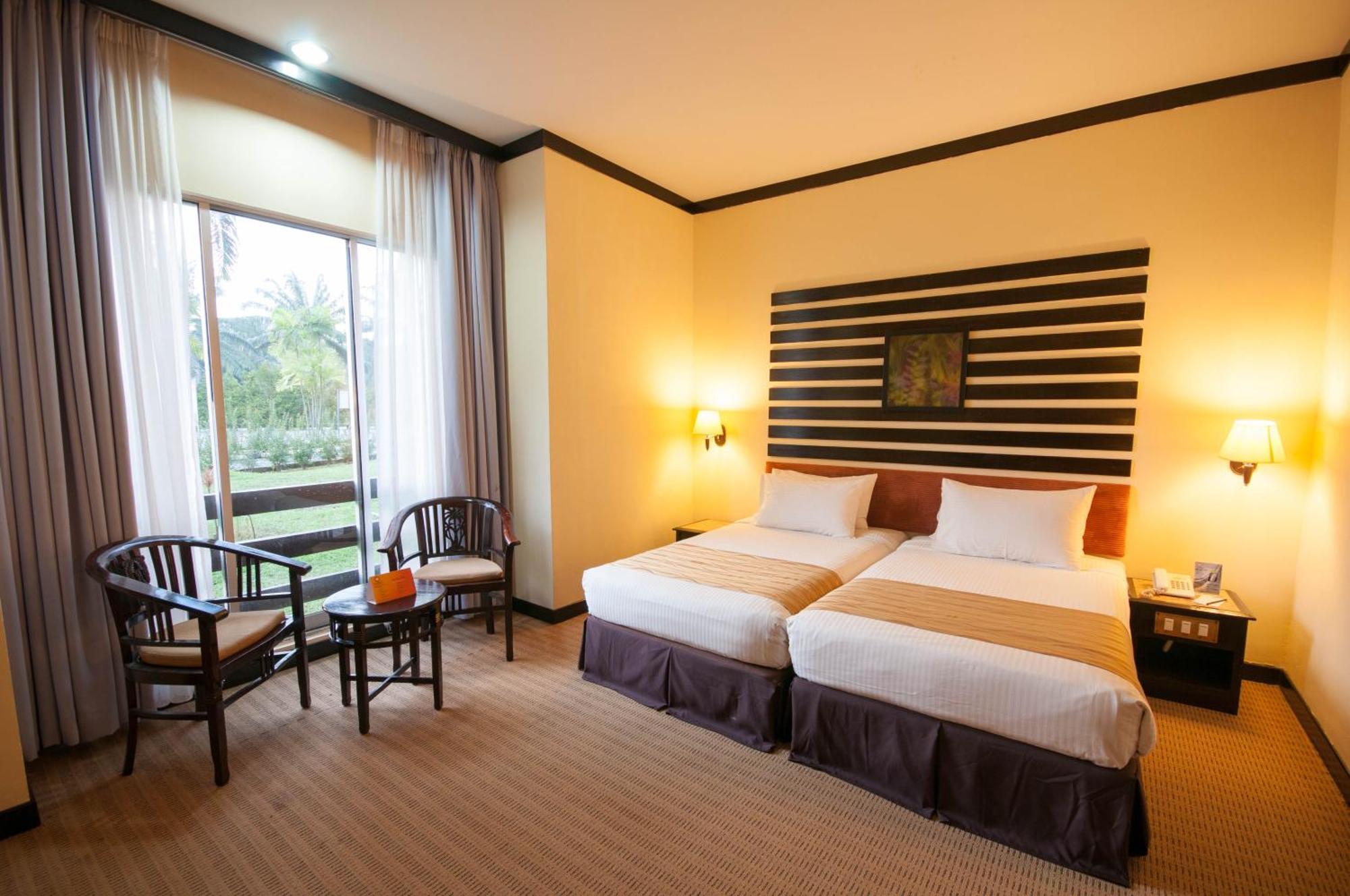 Felda Residence Hot Springs Sungkai Bagian luar foto