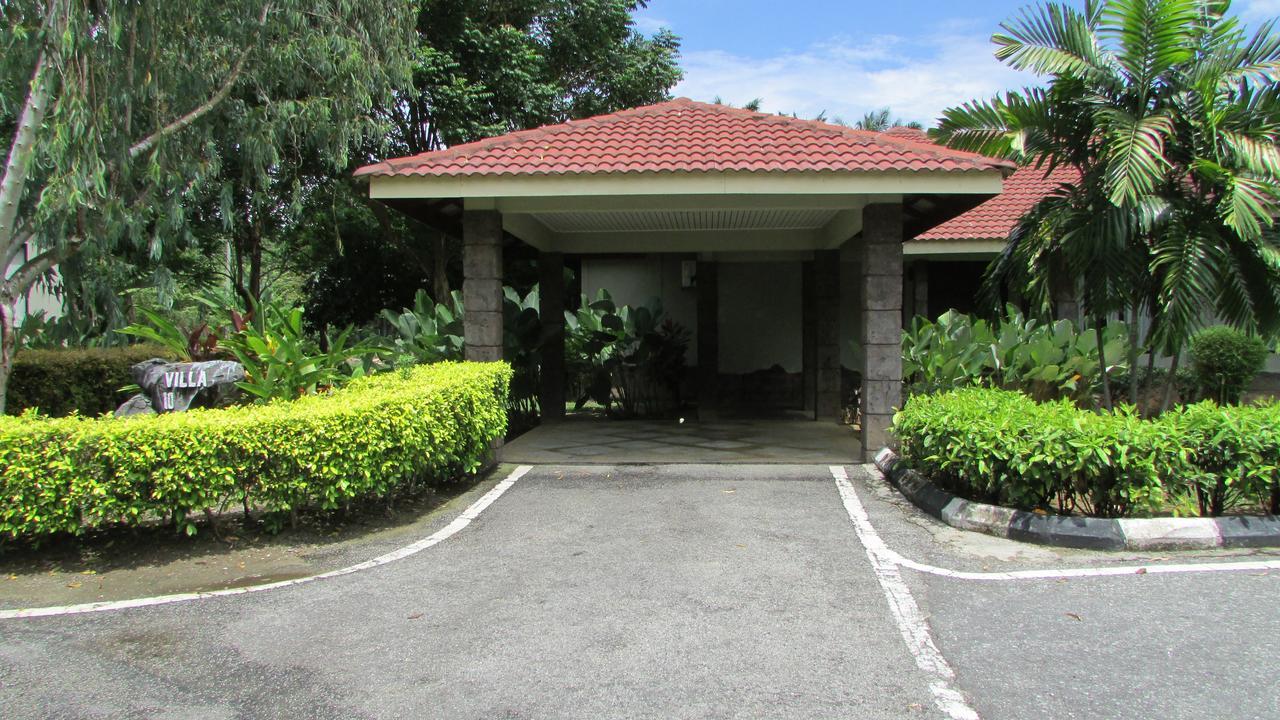 Felda Residence Hot Springs Sungkai Bagian luar foto
